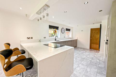 4 bedroom detached house for sale, Whitstone Close, Liverpool, L18
