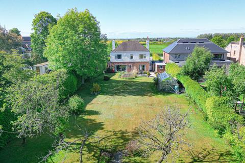 5 bedroom detached house for sale, Oldfield Drive, Heswall, CH60