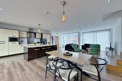 undefined, 62 Roscoe Street, Liverpool, L1