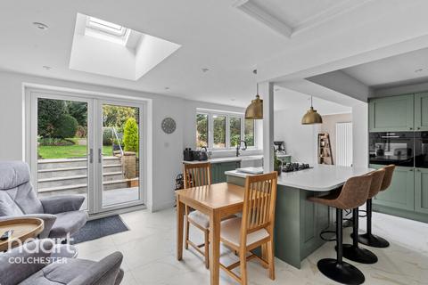 4 bedroom detached house for sale, Oaks Drive, Lexden