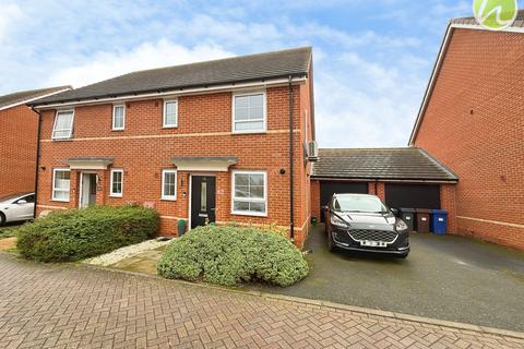 undefined, Addington Close, Stanford-Le-Hope, SS17