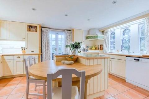 undefined, Birkenhead Road, Willaston, CH64