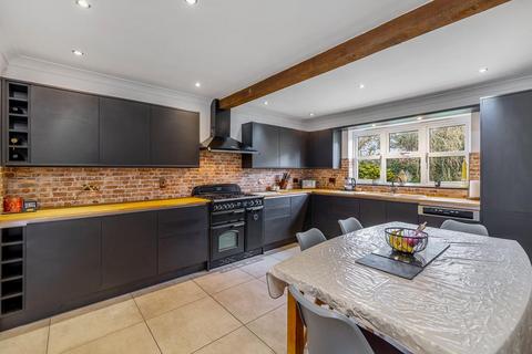 4 bedroom detached house for sale, Station Road, Surfleet,