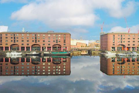 3 bedroom apartment for sale, Albert Dock, Liverpool, L3