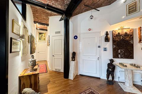 3 bedroom apartment for sale, Albert Dock, Liverpool, L3