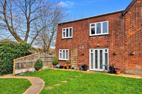 undefined, Stapleford Road, Stapleford Abbotts