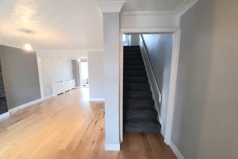 undefined, Holland Way, Newport Pagnell, MK16