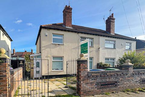Blomfield Road, Liverpool, L19
