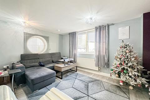 2 bedroom flat for sale, Royal Quay, Liverpool, L3