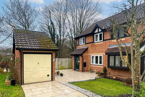 Roxborough Walk, Liverpool, L25