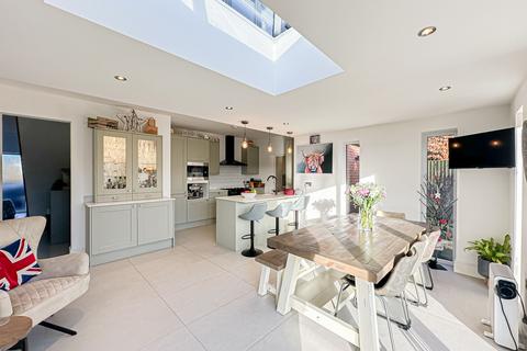 3 bedroom detached bungalow for sale, Backford Road, Wirral, CH61