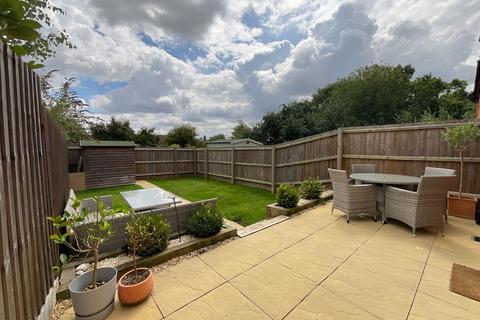 undefined, Valentine Lane, Desborough NN14