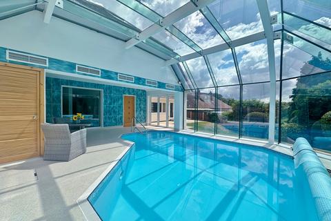 4 bedroom detached house for sale, Hinderton Drive, Heswall, CH60
