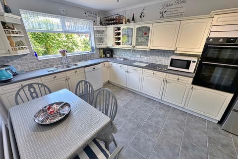 undefined, Strathallan Close, Wirral, CH60