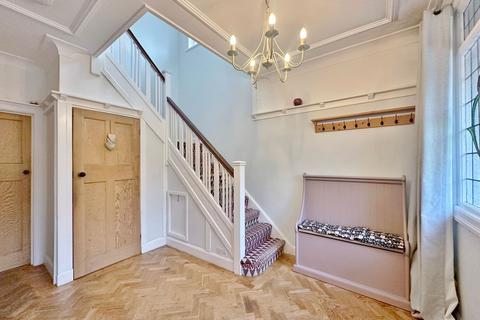 undefined, The Crescent, Heswall, CH60