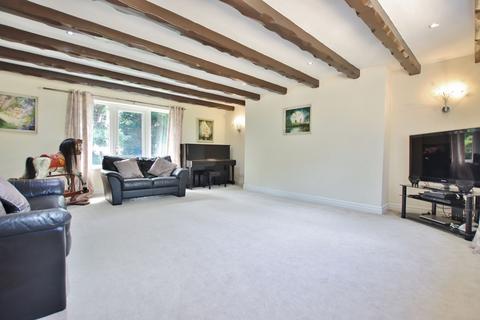 4 bedroom detached bungalow for sale, Noctorum Lane, Prenton, CH43