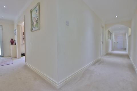 4 bedroom detached bungalow for sale, Noctorum Lane, Prenton, CH43
