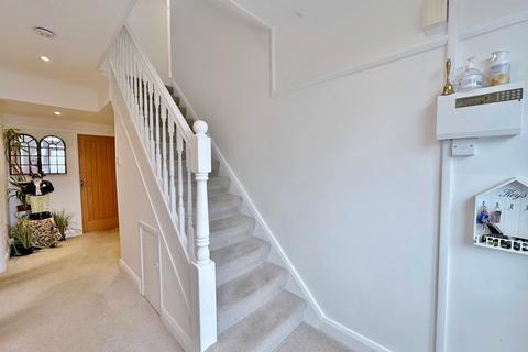 undefined, Mill Hill Road, Irby, CH61