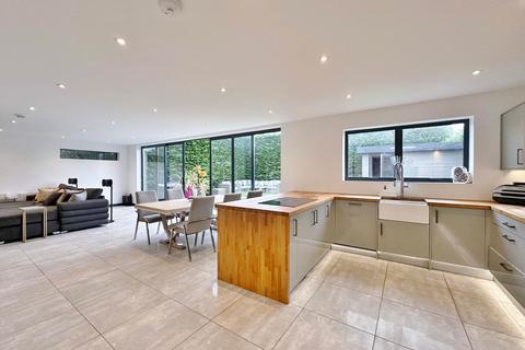 undefined, Manor Drive, Upton, CH49