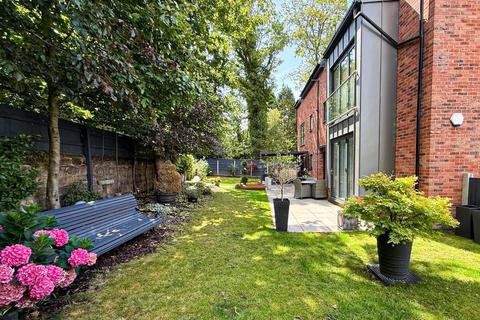 2 bedroom apartment for sale, Moorcroft Road, Liverpool, L18