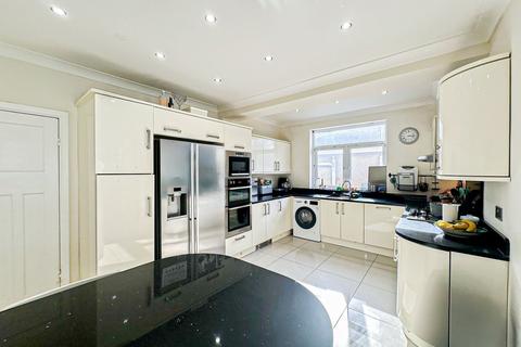 4 bedroom semi-detached house for sale, Court Hey Avenue, Liverpool, L36