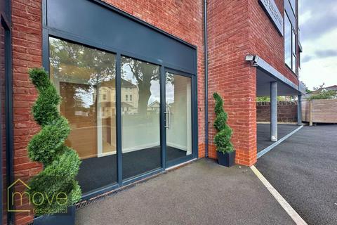 undefined, Mount Avenue, Heswall, CH60