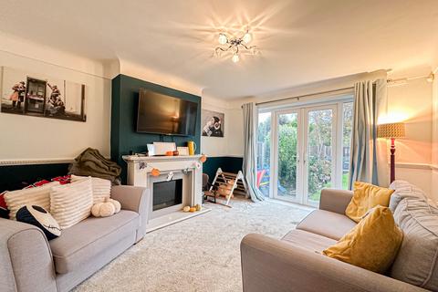 undefined, Ridgewood Drive, Wirral, CH61