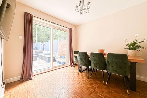 undefined, Thornton Road, Liverpool, L16