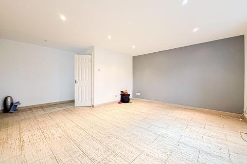 5 bedroom terraced house for sale, Quarry Way, Huyton, L36