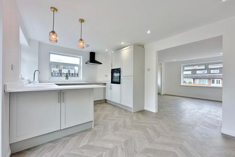 3 bedroom semi-detached house for sale, Exmoor Close, Wirral, CH61