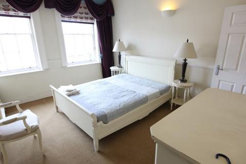 2 bedroom flat for sale, Upper Parliament Street, Liverpool, L8