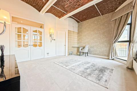 2 bedroom apartment for sale, Albert Dock, Liverpool, L3