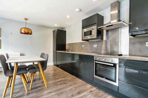 2 bedroom flat for sale, Water Street, Reliance House, L2