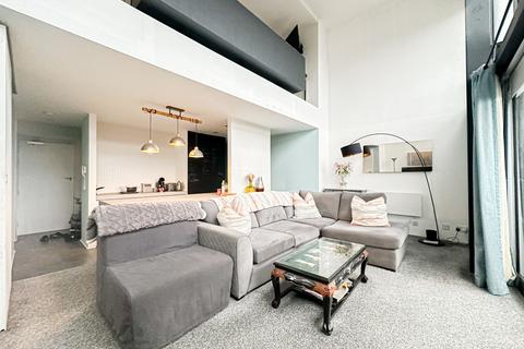 undefined, Shaw Street, The Collegiate, L6