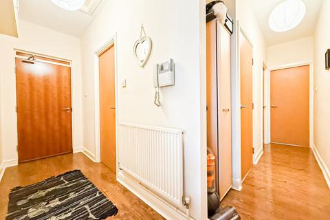 2 bedroom flat for sale, Sir Thomas Street, Liverpool, L1