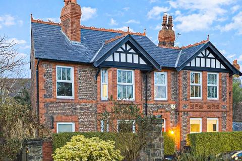4 bedroom detached house for sale, Victoria Mount, Prenton, CH43
