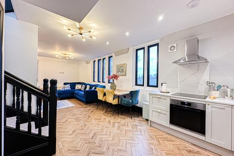 undefined, Devonshire Place, Redcourt Manor, CH43