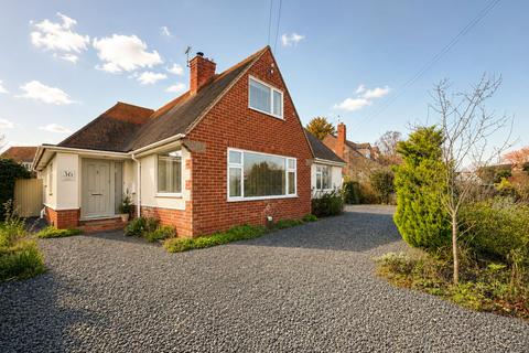 4 bedroom detached house for sale, Gayton Parkway, Gayton, CH60
