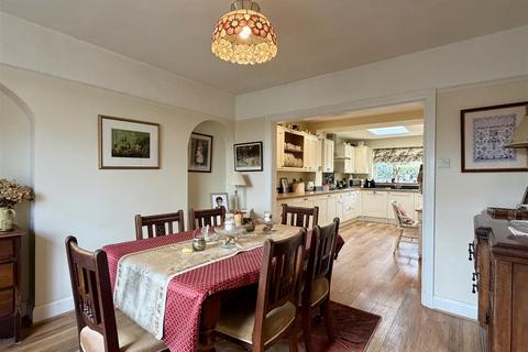 undefined, Mount Crescent, Hereford