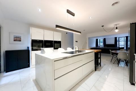 undefined, Vyner Croft, Prenton, CH43