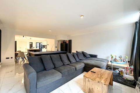 undefined, Vyner Croft, Prenton, CH43