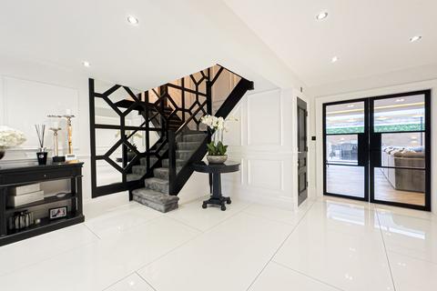 undefined, Manor Drive, Wirral, CH49