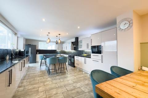 7 bedroom semi-detached house for sale, School Lane, Prenton, CH43