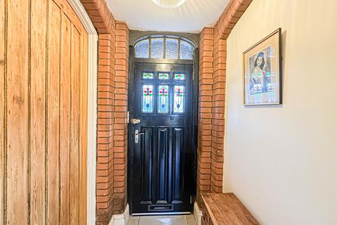 3 bedroom detached house for sale, New Chester Road, Wirral, CH62