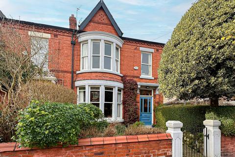 Buckingham Avenue, Liverpool, L17