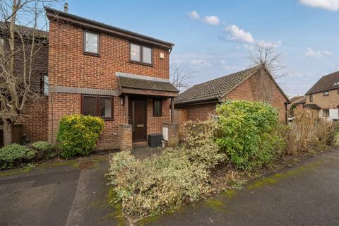 Hanson Close, Guildford GU4