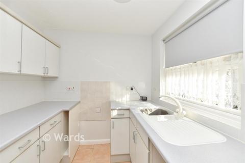 2 bedroom end of terrace house for sale, Ivory Close, Faversham, Kent