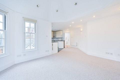 undefined, Madeley Road, Ealing Broadway, London, W5