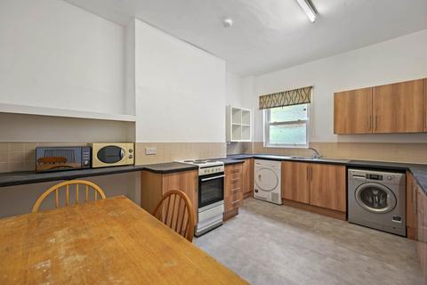 undefined, Uxbridge Road, Shepherds Bush, London, W12 9RA