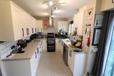 4 bedroom terraced house for sale, York Road, Stevenage, Hertfordshire, SG1